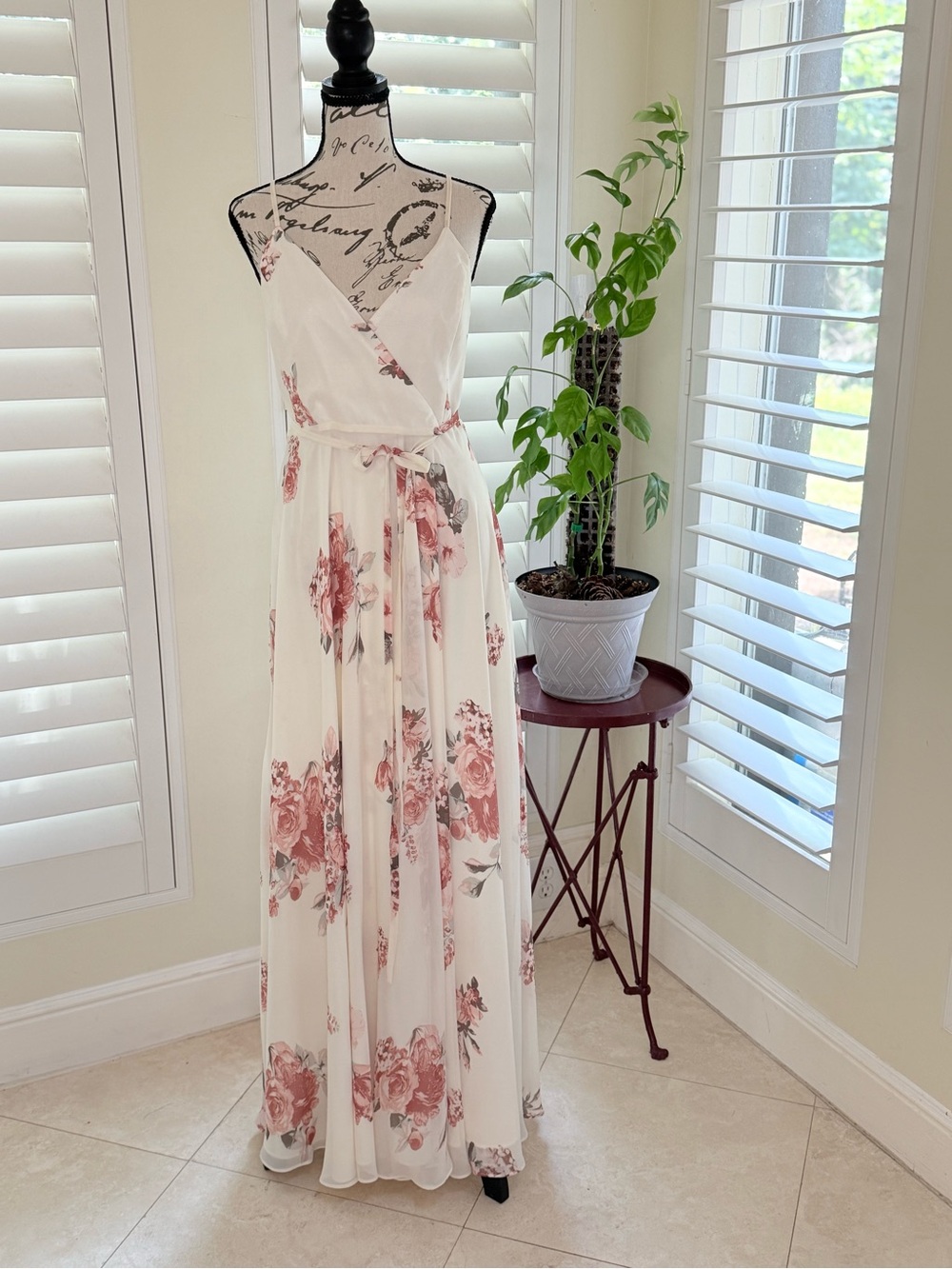 Lulus White Pink Floral Wrap Maxi Dress Size S EUC